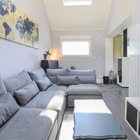 別荘 Gorgeous In St-martin-aux-buneaux Saint-Martin-aux-Buneaux