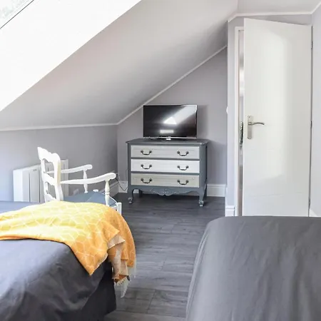 Beautiful home in St-Martin-aux-Buneaux w/ WiFi&5 Bedrooms